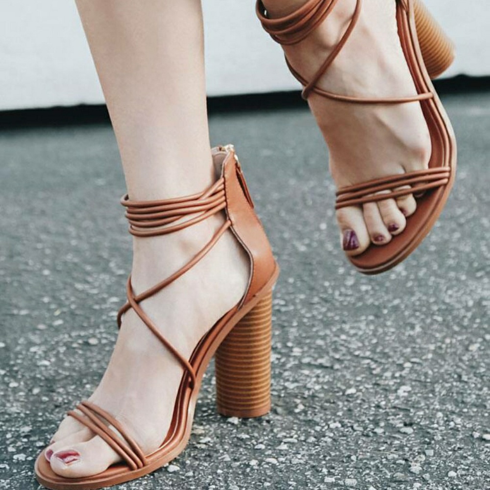 HEELS